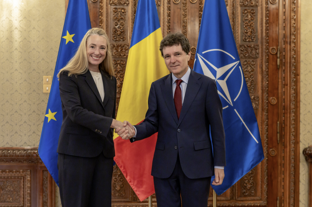 CEO-ul OMV, Emma Delaney, &icirc;nt&acirc;lniri cu Nicușor Dan și Ilie Bolojan, la București. Discuții la cel mai &icirc;nalt nivel &icirc;n contextul proiectului Neptun Deep
 - poza 1