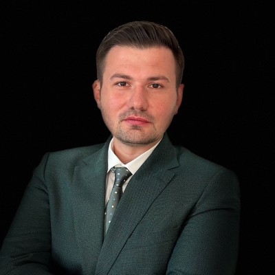 Mihai Laurențiu Gioară, noul CEO Nuclearelectrica: Retehnologizarea Unității 1 și pregătirea Unităților 3 și 4, proiecte esențiale. „Securitatea nucleară rămâne prioritatea zero” - poza 1