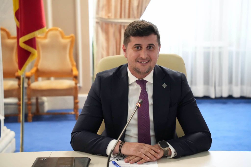 Lucian Rusu, PNL, despre TollRo: Transportatorii nu trebuie sancționați pentru disfuncționalități care nu le sunt imputabile / TAROM nu poate funcționa la nesf&acirc;rșit doar prin ajutoare
 - poza 1