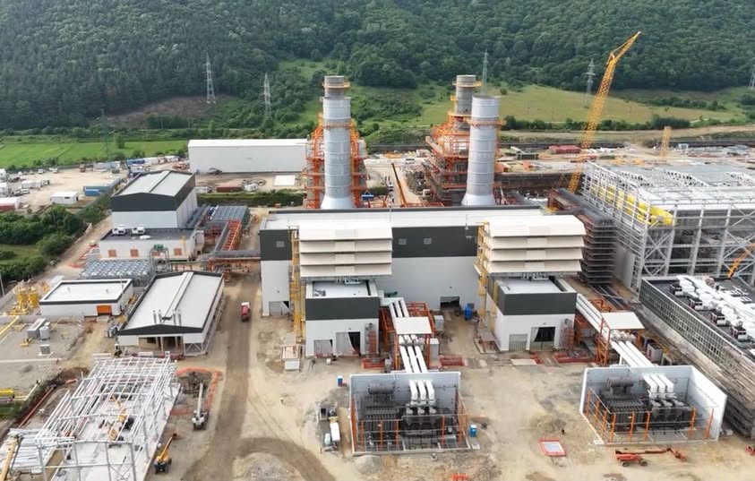 Bolojan: Prima turbină pe gaz de la Mintia a fost pornită. Centrala de 1.700 MW, realizată printr-o investiție de peste 1,2 miliarde de euro, se apropie de livrarea primilor megawați
 - poza 1