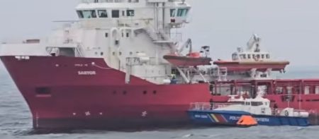 Navă lovită de drone în Marea Neagră, la 13 mile de Constanța. Un marinar mort, trei dispăruți și nouă salvați. MAI a mobilizat un dispozitiv medical de urgență - poza 1