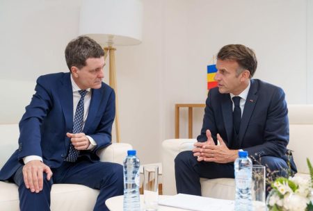 Nicuşor Dan – discuţie cu Macron: Am continuat dialogul privind candidatura României la funcţia de secretar general al OIF - poza 1
