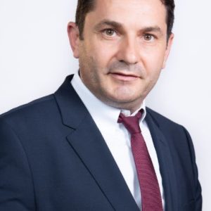 Sorin Graure, Rompetrol Rafinare: Peste jumătate din prețul carburanților reprezintă taxe și accize; Aproape 70% din producția companiei a fost direcționată către piața românească; Graure: Modificările fiscale de la o lună la alta produc efecte negative în lanț - poza 1