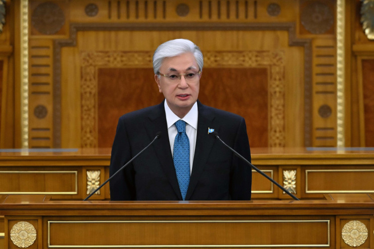 Tokayev anunță investiții de peste 14 miliarde de dolari &icirc;n infrastructura Kazahstanului și noi proiecte nucleare și de transport
 - poza 1