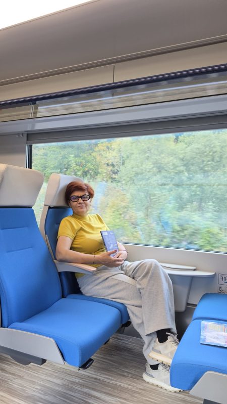 „Să se consemneze, ca în Caragiale”: AnimaWings, un zbor anulat și doi bivoli pe calea ferată - poza 1